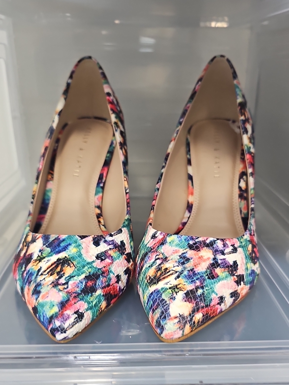 Multicolor Floral Pointed-Toe Pumps